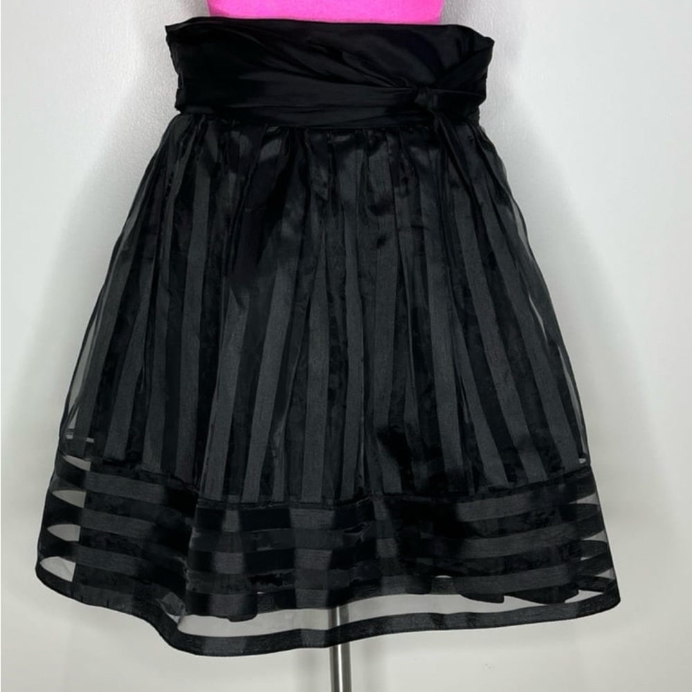 Betsey Johnson Chic Black Striped Skirt